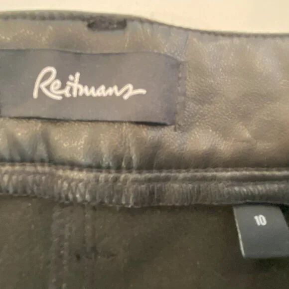 Reitmans - Vegan-leather, Straight leg, Black pants, Size 10 - Picture 5 of 9